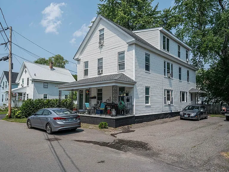 18 Griffin St #1 — Photo 1
