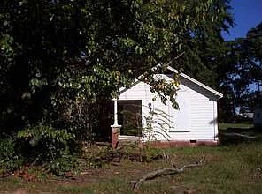 2nd image of 10 Cherrydale Dr