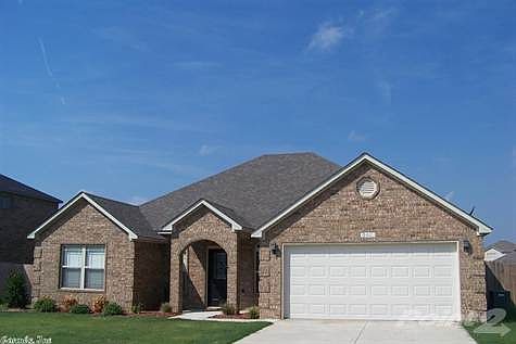 1st image of 1401 Myrna Ln