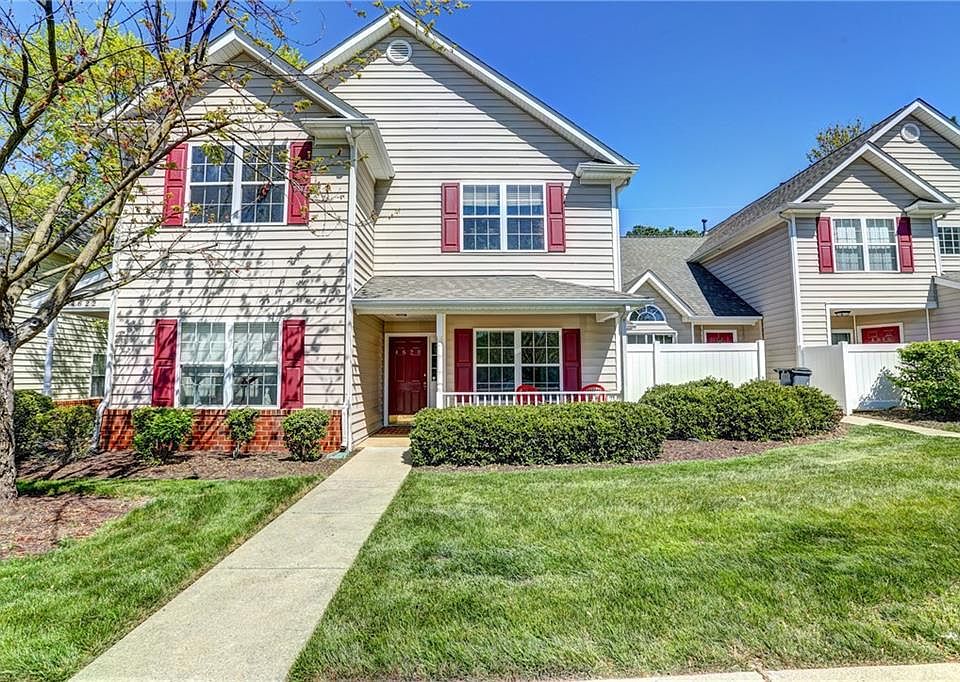 1st image of 4620 Twin Hickory Lake Dr #1