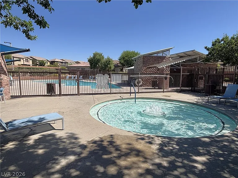10580 Harvest Wind Dr — Photo 33