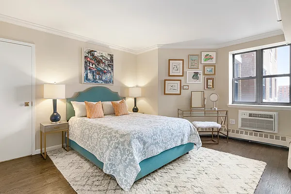 Sold by Christie's International Real Estate Group, LLC | media 4