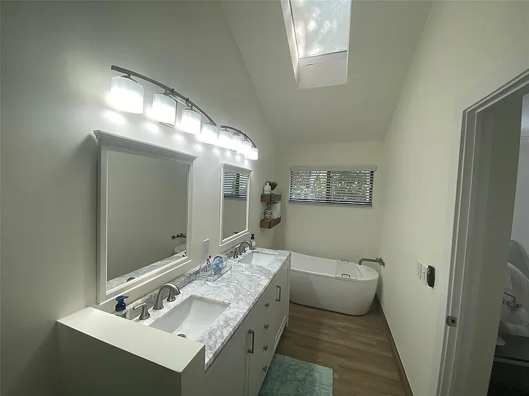 2286 Anchorage Ln #A — Photo 22