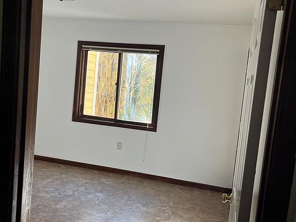 5th image of 2102 Northlake Dr #21B