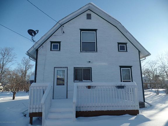 3rd image of 710 Georgia St