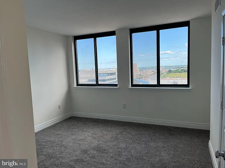 414 Water St #1903 — Photo 16