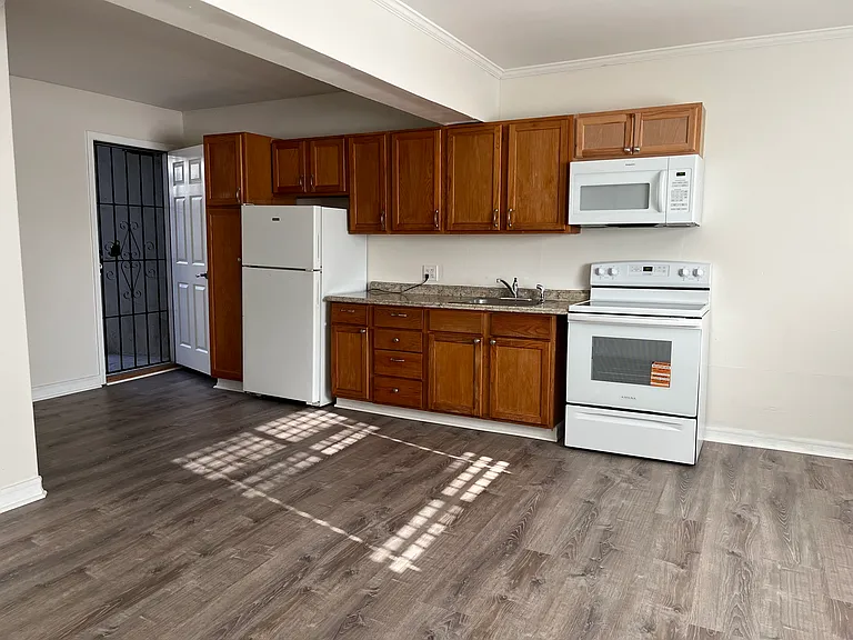 4626 Bancroft St #19 — Photo 1