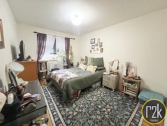 Rented by Realty 2000 Corp