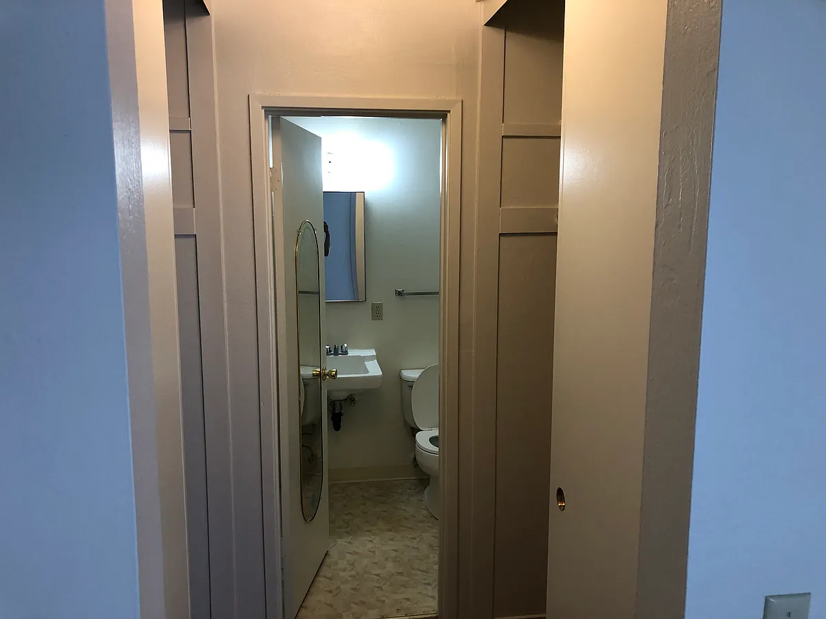 Building Photo - 425 Washington St #10