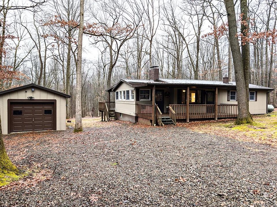 1st image of 135 Cherry Ln