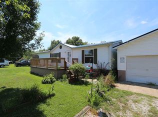 214 Bladen Ln, Ashton, WV 25503