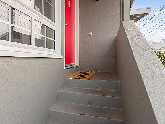 4th image of 191 Canyon Dr