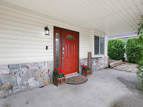3rd image of 18862 Charnley Ct