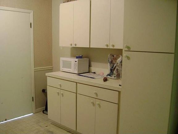 4th image of 11869 Northtrail Ave