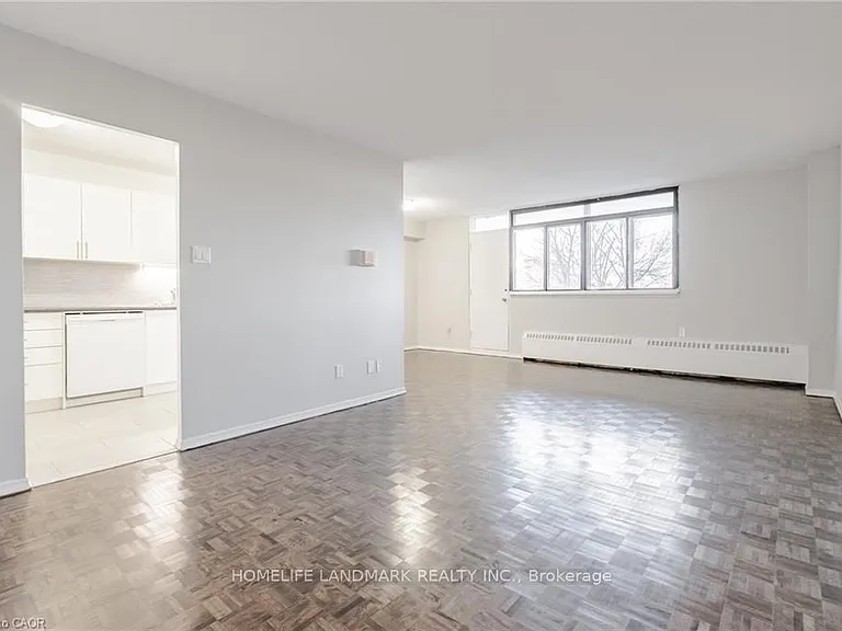 770 Hager Ave #401 — Photo 11