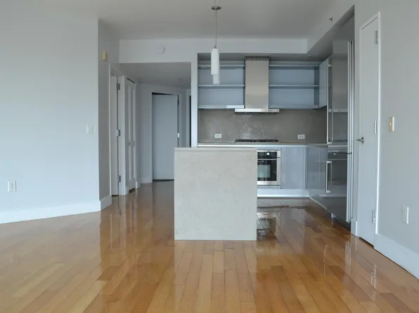 77 Hudson St APT 3210, Jersey City, NJ 07302
