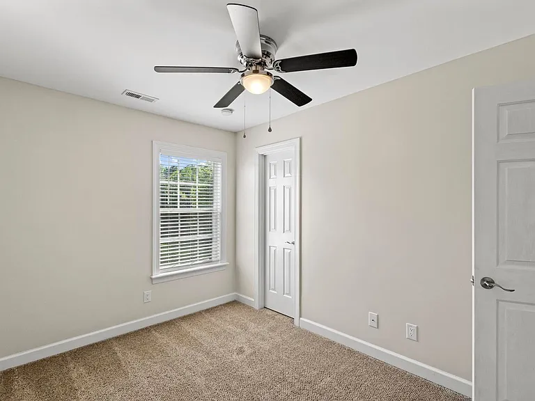 400 Mossy Oak Ln — Photo 21