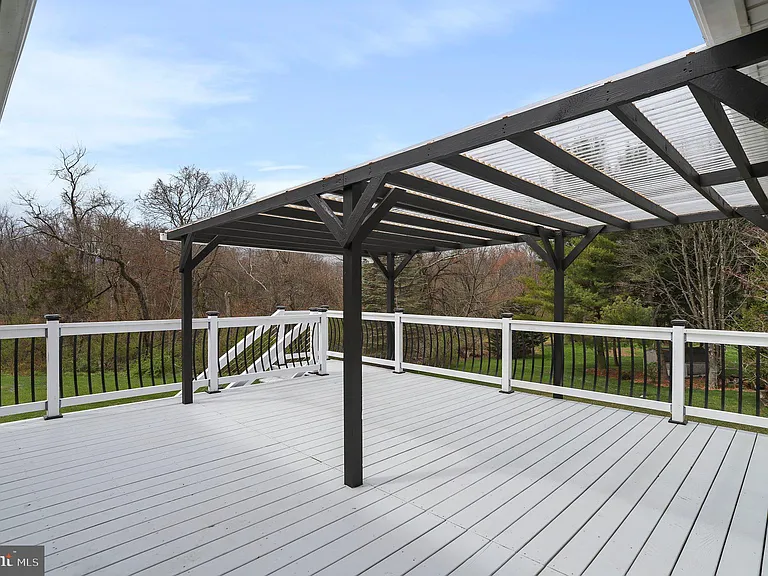 5 Orchard Pl — Photo 63