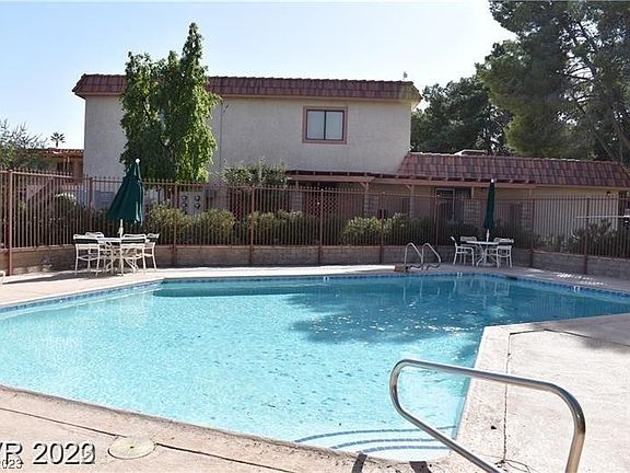 4th image of 1858 Avacado Ct #1858