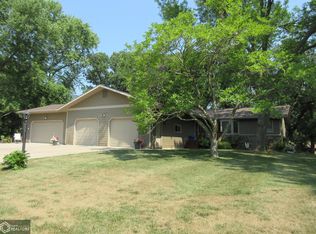 102 Linden View Dr, Algona, IA 50511