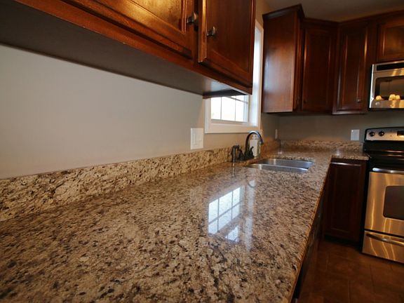4th image of 2613 Arthurs Ct