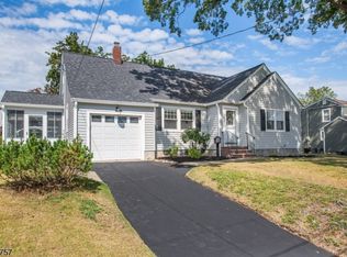 3 Hillcrest Ave, Butler, NJ 07405
