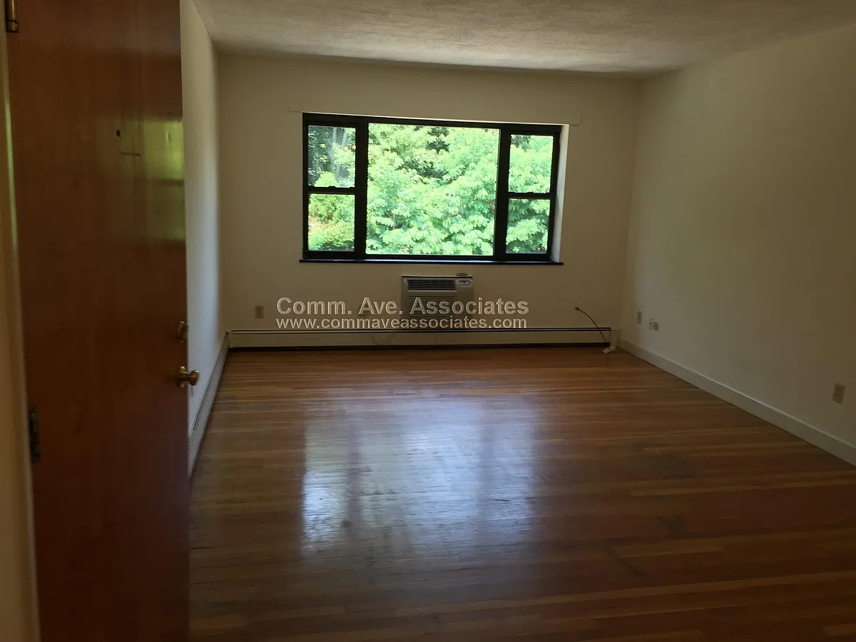 Building Photo - 288 Grove St #10