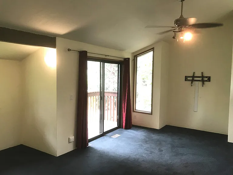 895 Foxglenn Ave — Photo 8