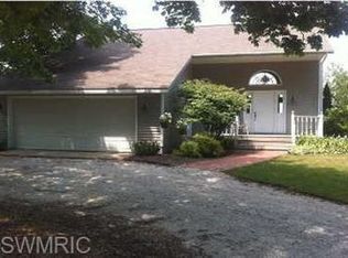 6234 S Shore Dr, Whitehall, MI 49461