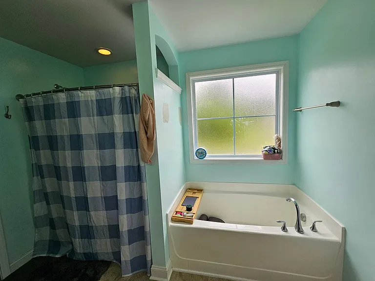 125 Navy Blue Dr — Photo 14