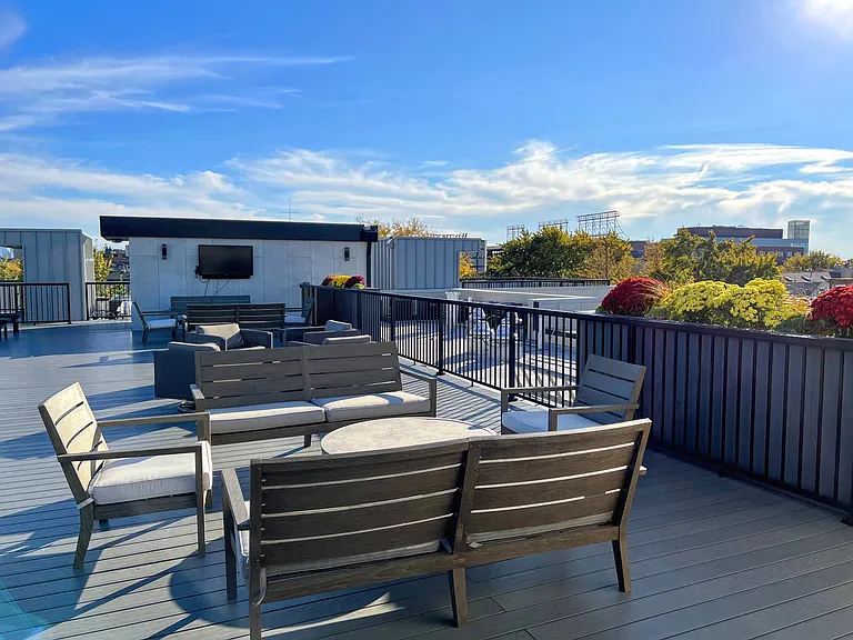 3757 N Sheffield Ave #101 — Photo 12