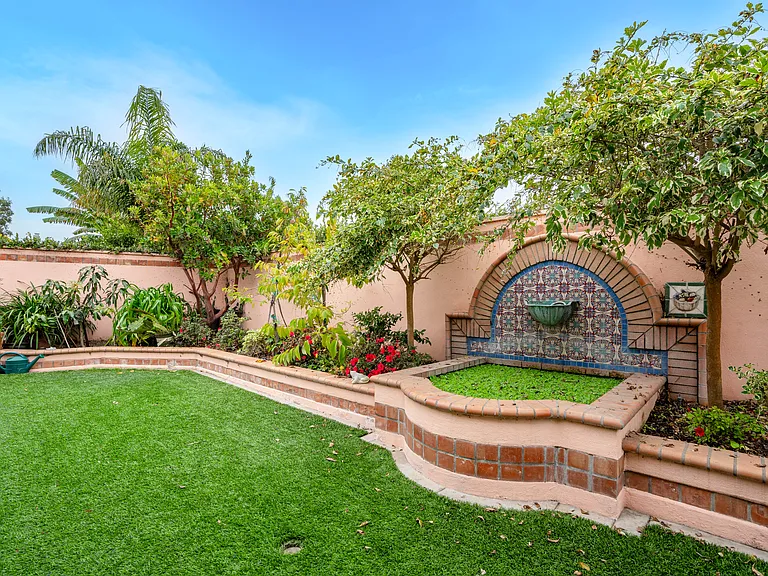 17021 Malta Cir — Photo 57
