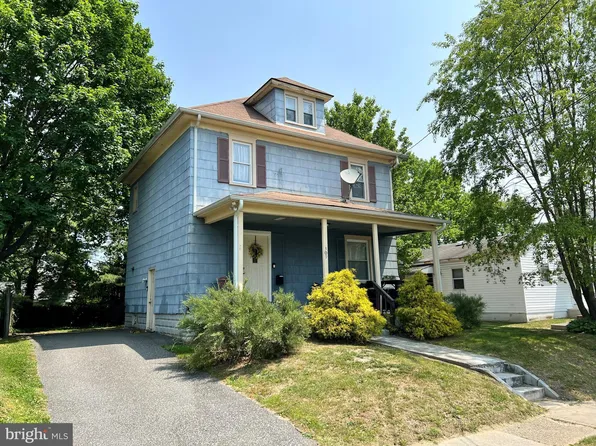 309 Victoria St, Glassboro, NJ 08028