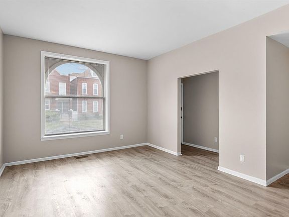 2nd image of 3835 Folsom Ave #B