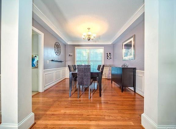 5th image of 6221 Oak Cove Ln