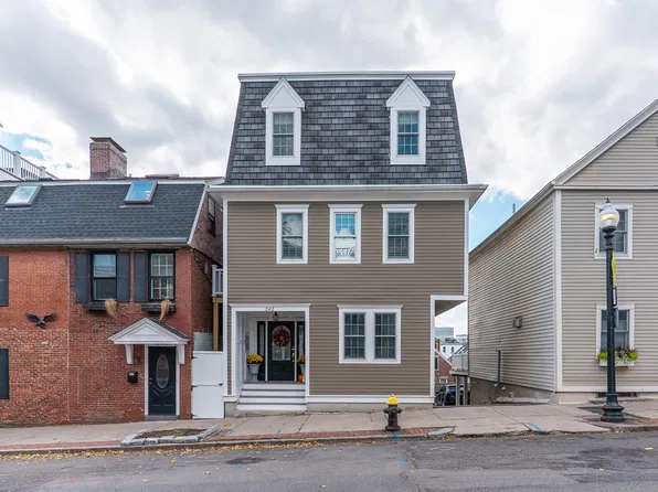 242 Bunker Hill St #2, Charlestown, MA 02129