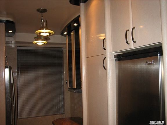 5th image of 6115 98th St APT 1K