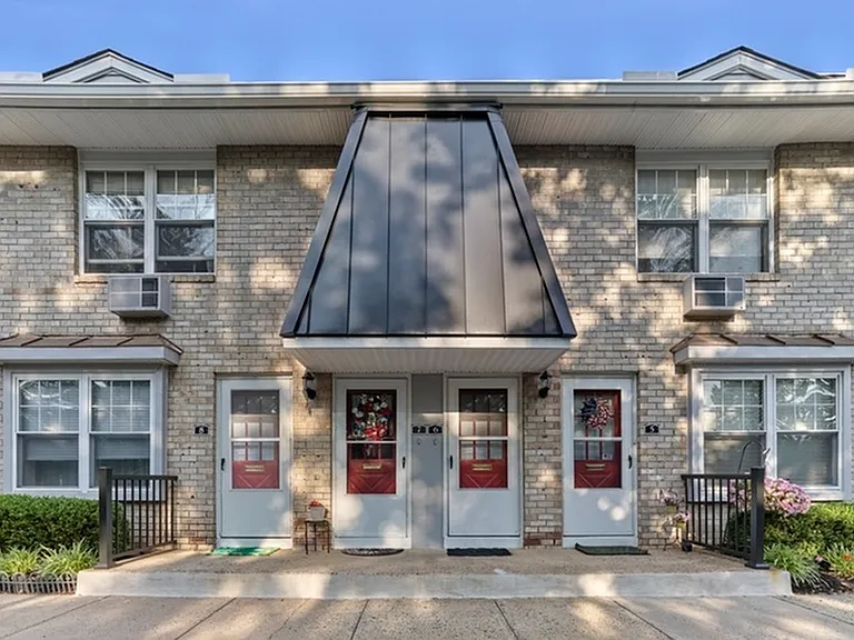 Private entrance to your residence