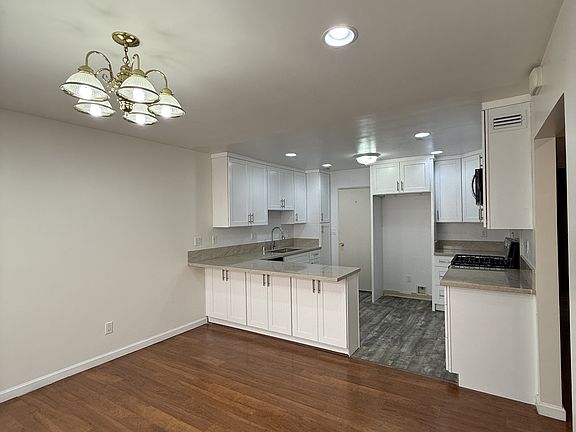4th image of 728 E Tujunga Ave APT A