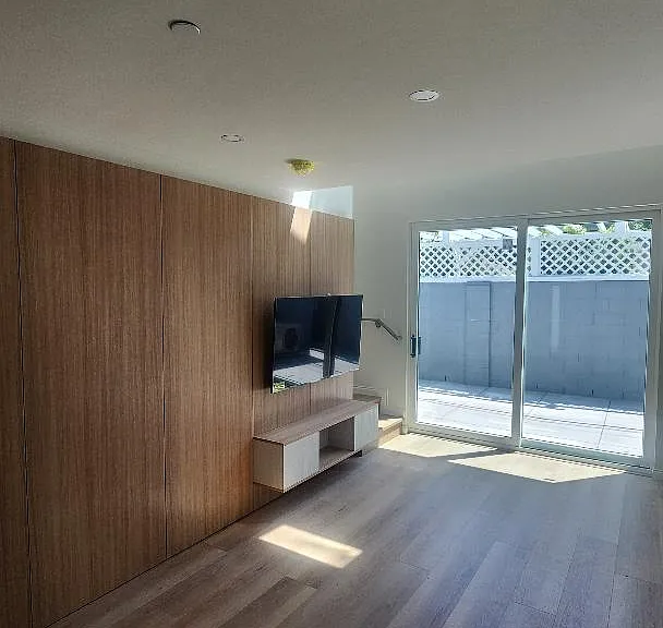 13351 W Otsego St — Photo 1