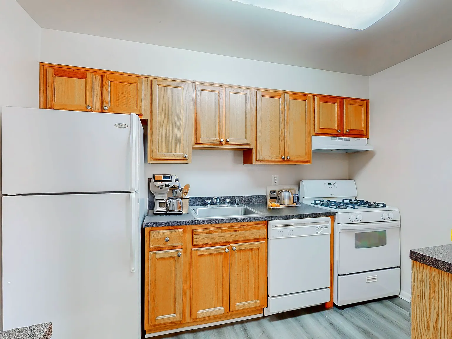 Westgate At Laurel Apartments — Photo 4