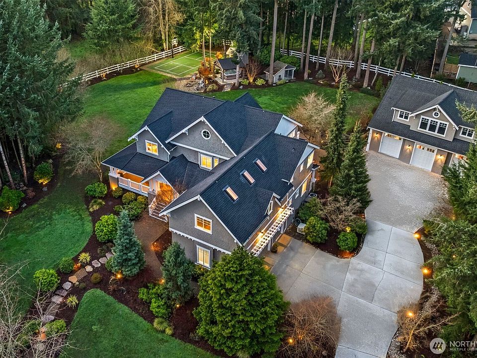 1st image of 1051 Papago Drive