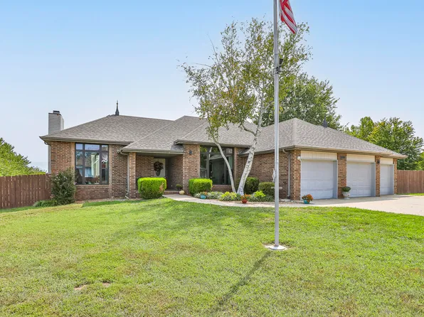 2020 N Equestrian Lane, Nixa, MO 65714