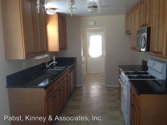 5th image of 20833 Ely Ave