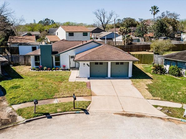 403 Woodrail Dr, Webster, TX 77598