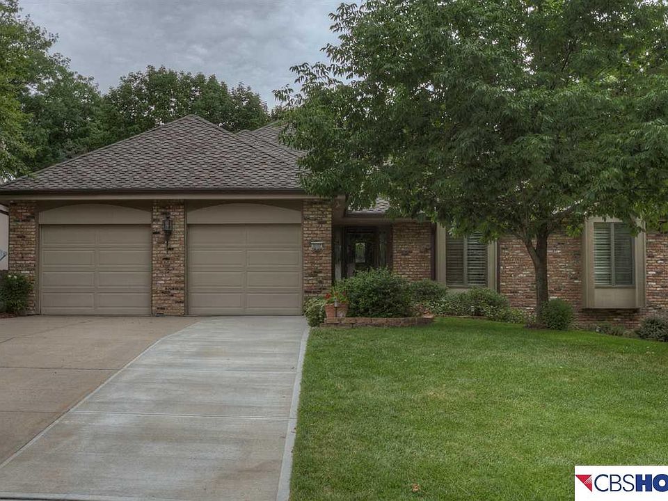 1st image of 3117 S 165th Ave