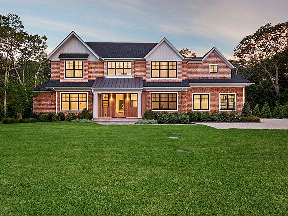 3rd image of 5 White Oak Ln