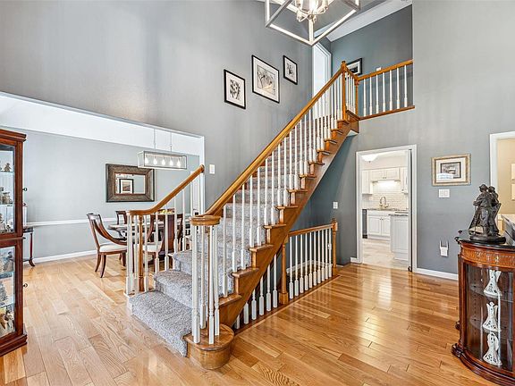 4th image of 14963 Green Circle Dr