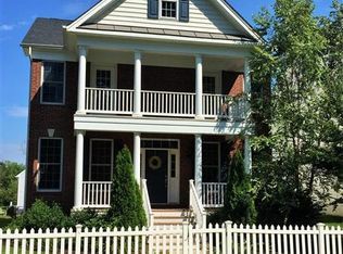25281 Doolittle Ln, Chantilly, VA 20152
