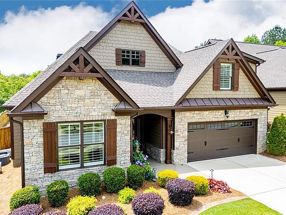 3rd image of 216 Yorkshire Ln